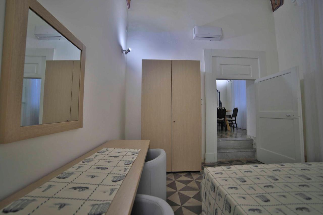 Bed and Breakfast Palazzo Zacheo Gallipoli Exterior foto