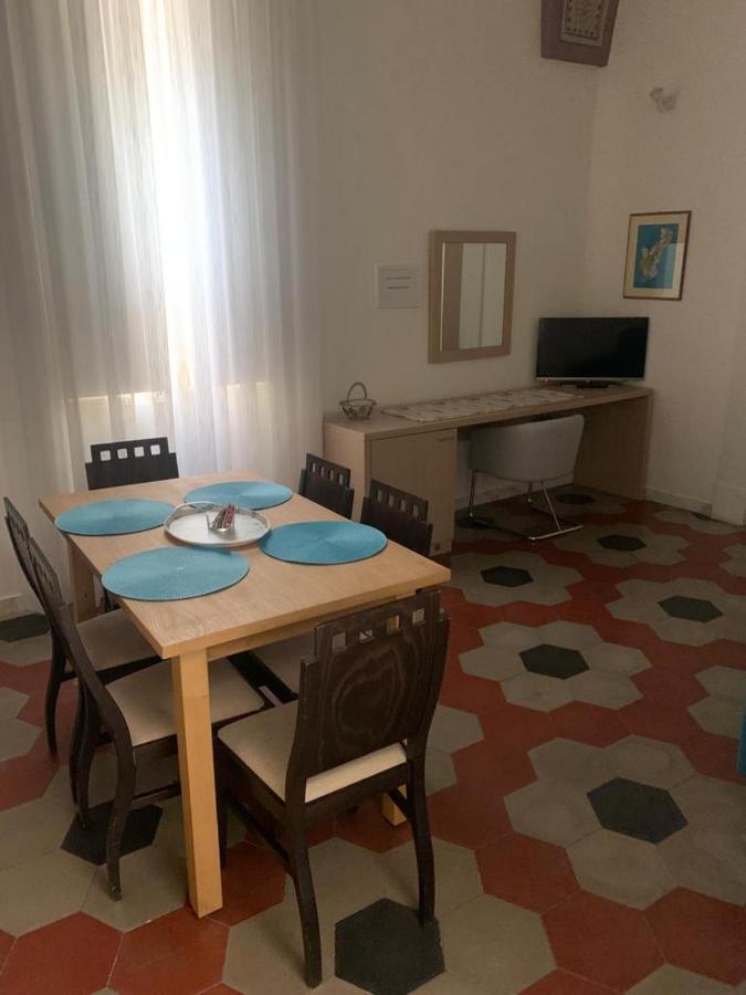 Bed and Breakfast Palazzo Zacheo Gallipoli Exterior foto