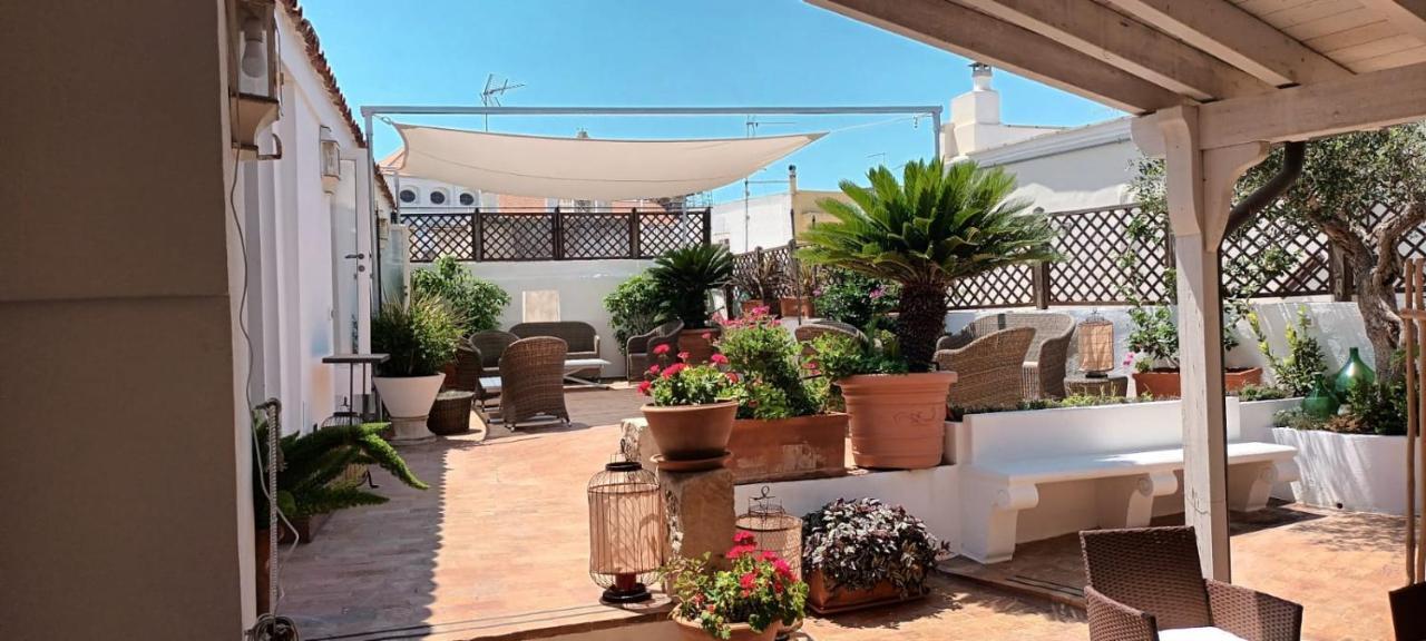 Bed and Breakfast Palazzo Zacheo Gallipoli Exterior foto