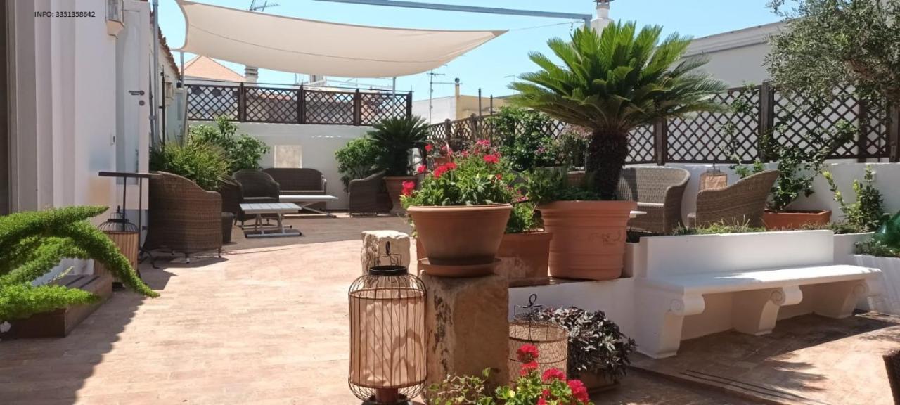 Bed and Breakfast Palazzo Zacheo Gallipoli Exterior foto